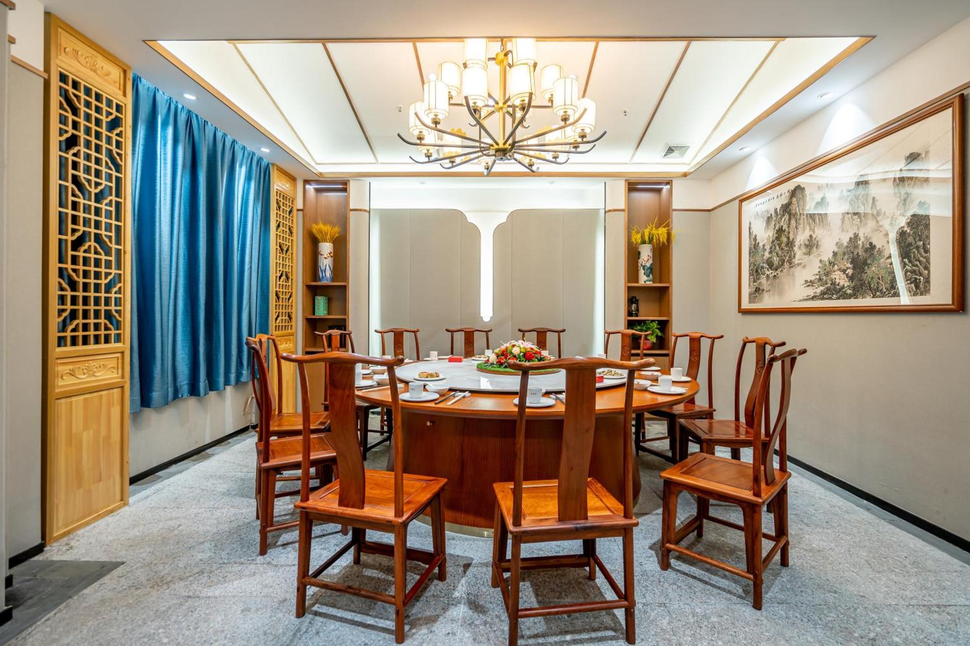 Waifiden Hotel -Former Tokai Hotel - Xiaobei Metro Station - During The Canton Fair, There Will Be Shuttle Buses For Transportation Back And Forth מראה חיצוני תמונה