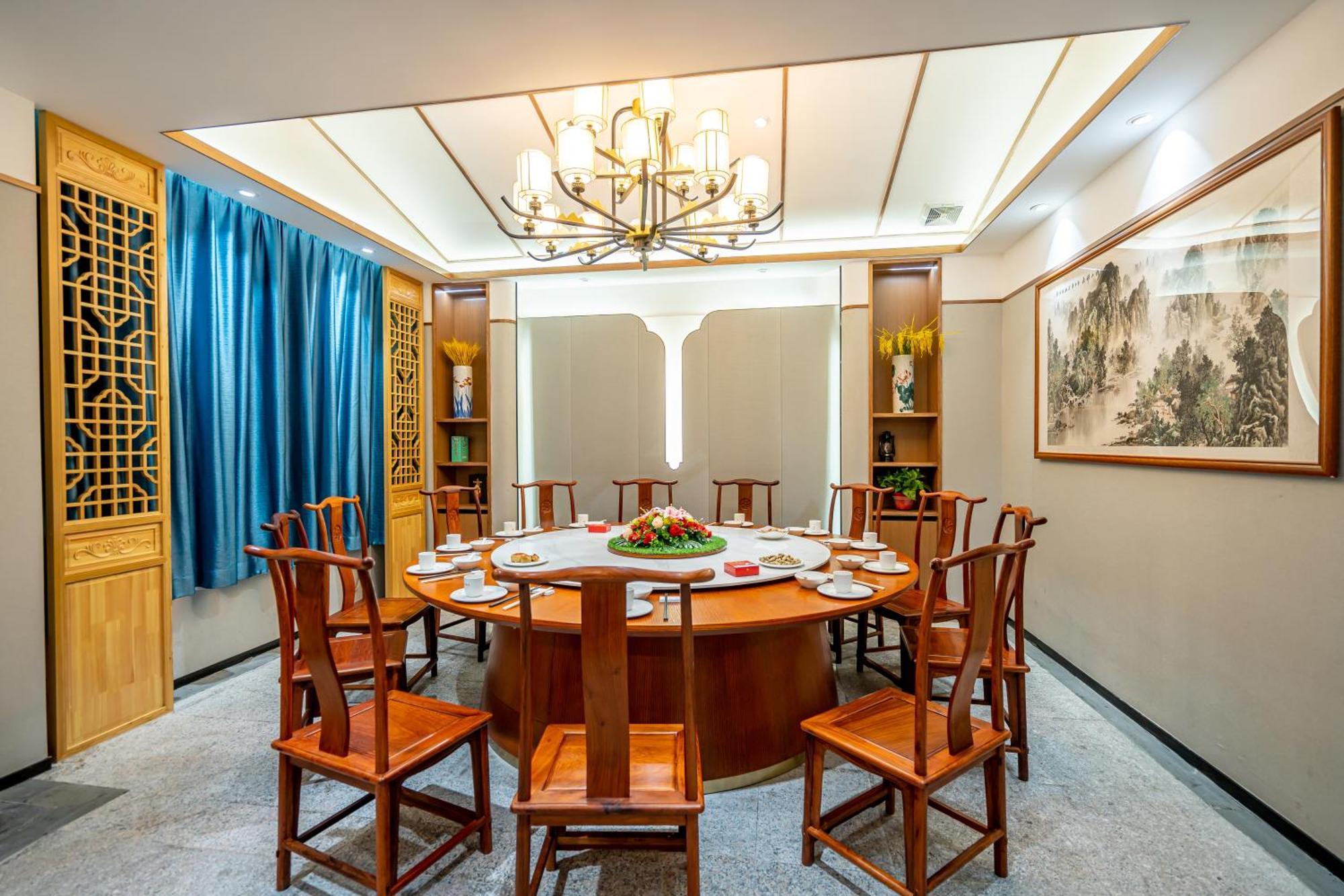 Waifiden Hotel -Former Tokai Hotel - Xiaobei Metro Station - During The Canton Fair, There Will Be Shuttle Buses For Transportation Back And Forth מראה חיצוני תמונה