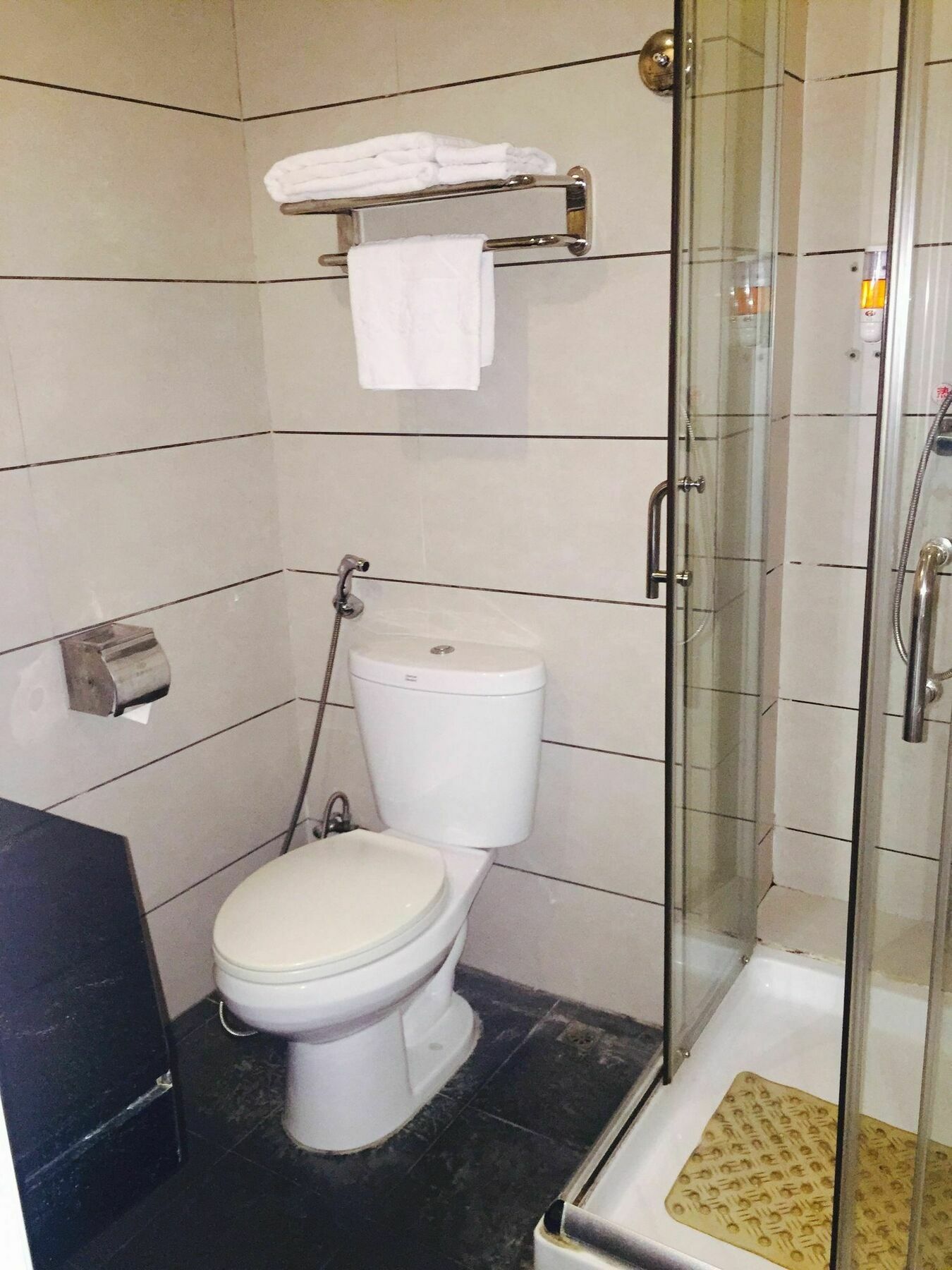 Waifiden Hotel -Former Tokai Hotel - Xiaobei Metro Station - During The Canton Fair, There Will Be Shuttle Buses For Transportation Back And Forth מראה חיצוני תמונה